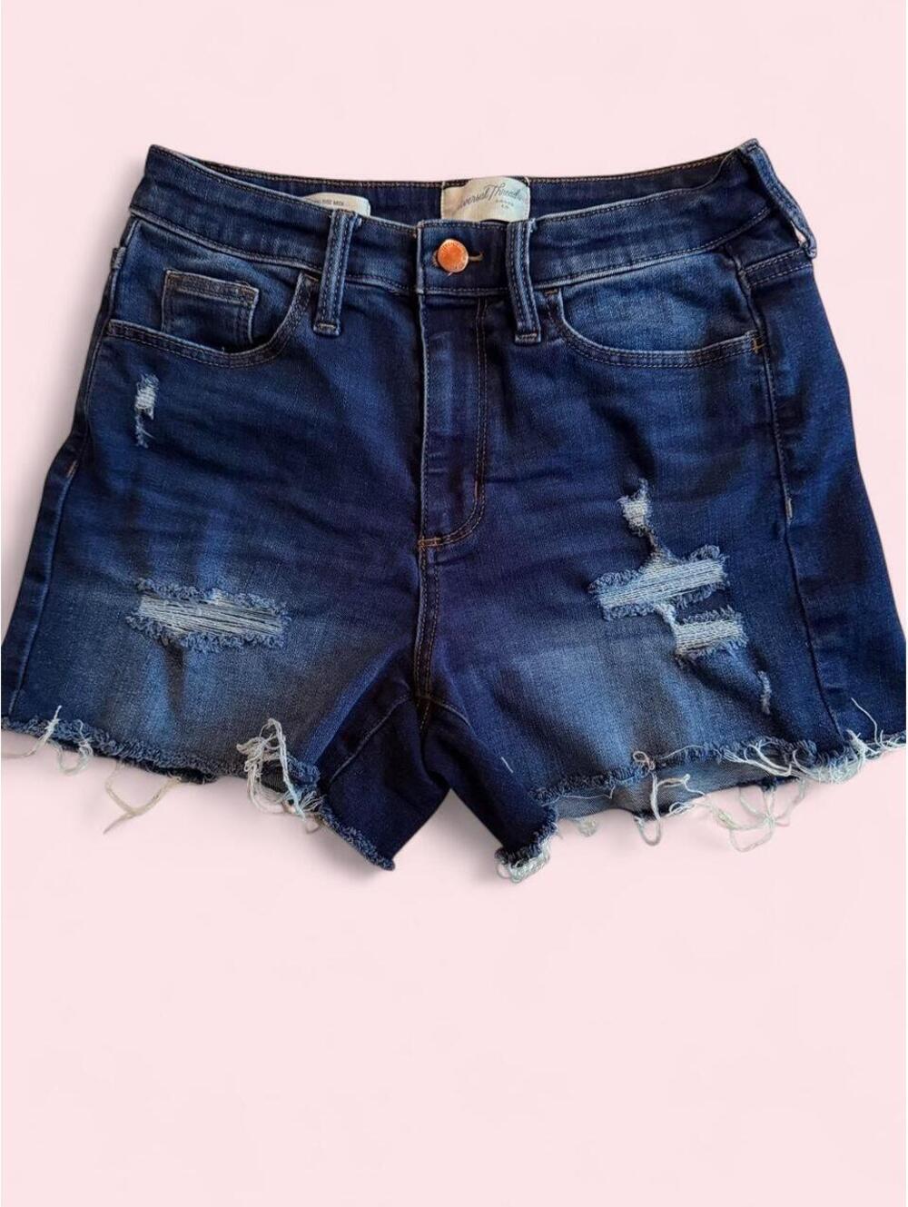 Universal Thread High Rise Distressed Denim Shorts – Size 4